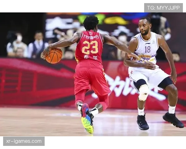 战术复盘:莱切“摆大巴”战术成功,零封那不勒斯带走宝贵一分